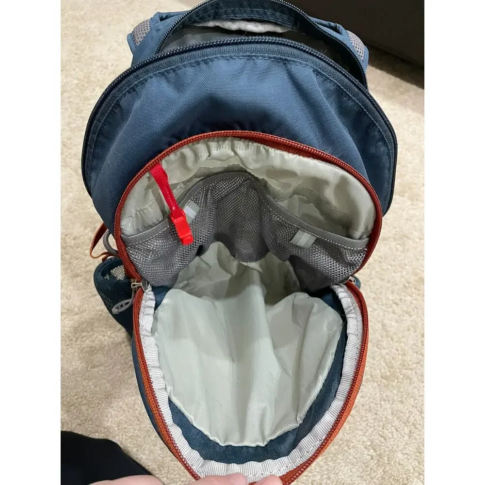 Osprey Daylite Lightweight Backpack H2O Hydration Ready Pack Hiking Camping GUC